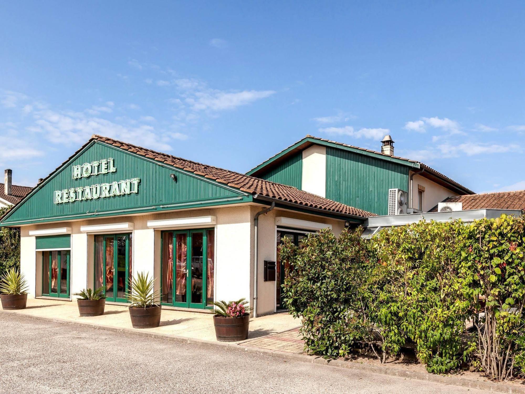 Logis Hotel Horus Restaurant Les Bruyeres Toulenne エクステリア 写真