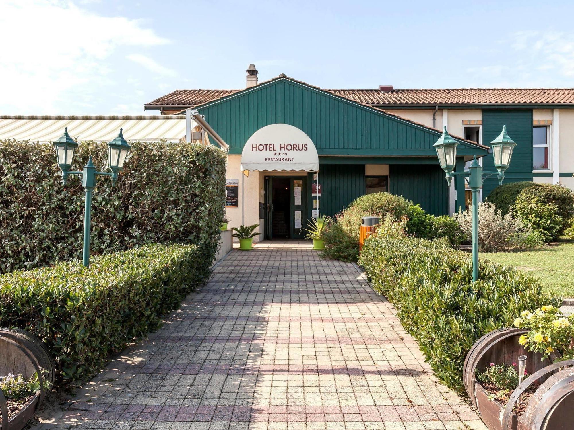 Logis Hotel Horus Restaurant Les Bruyeres Toulenne エクステリア 写真