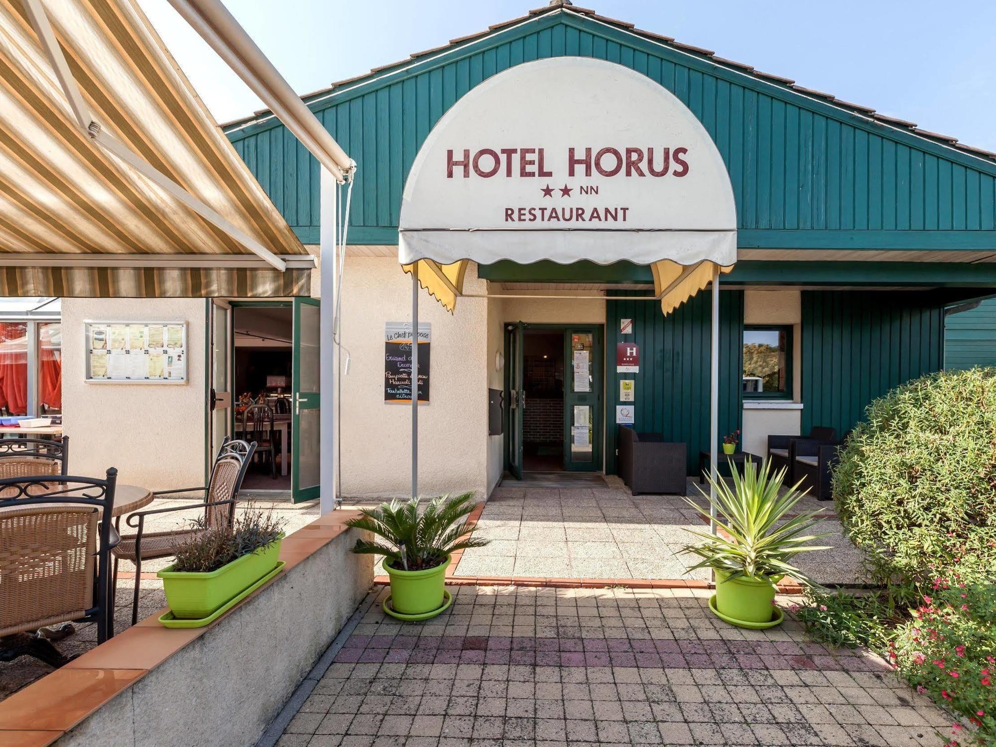 Logis Hotel Horus Restaurant Les Bruyeres Toulenne エクステリア 写真