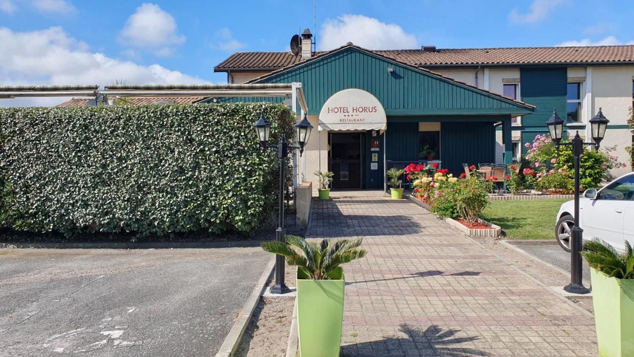 Logis Hotel Horus Restaurant Les Bruyeres Toulenne エクステリア 写真